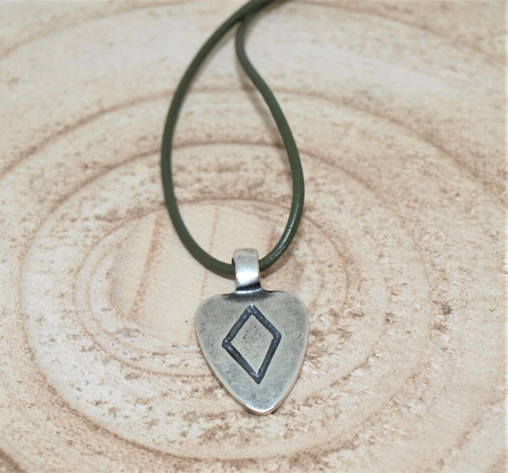 Inguz Rune – Gemini - Kokulis World