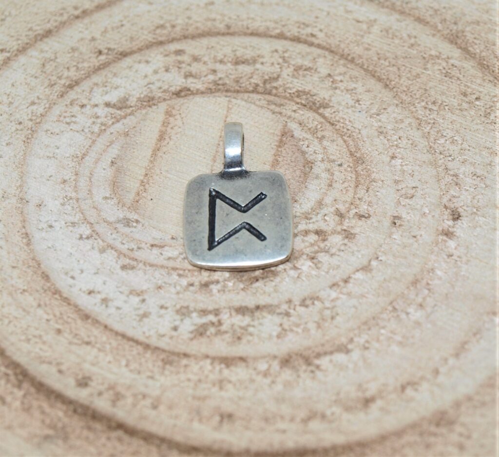 X In Diamond Rune Perdth Rune – Aquarius - Kokulis World